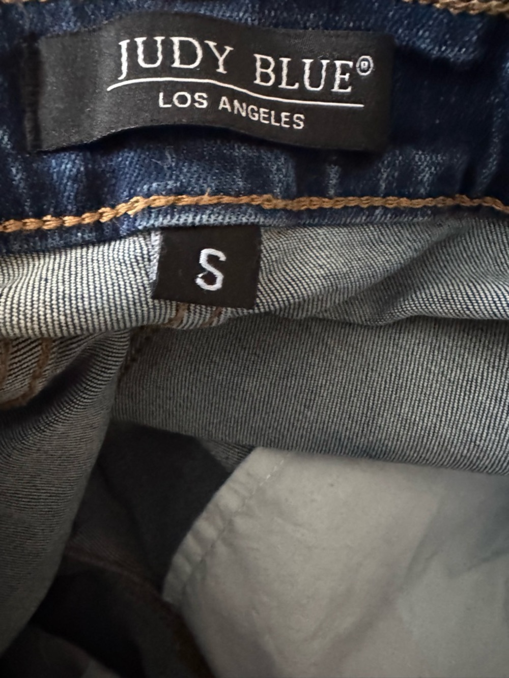 Judy Blue Small Dark Wash Sprinkled Acid Washed Denim Blue Jean Shorts JB150081 - Picture 5 of 6